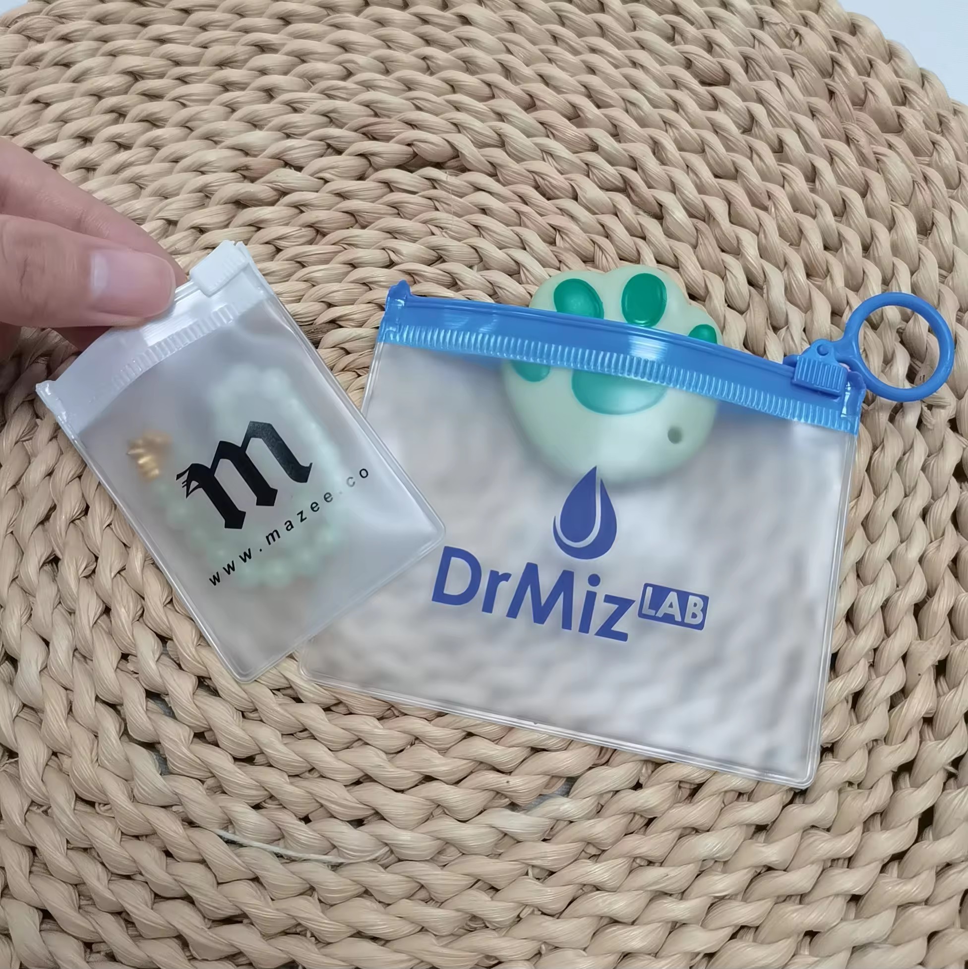 Custom Jewelry PVC Zipper Bag Custom cosmetic frosted zip lock bag for packaging gift zipper bag