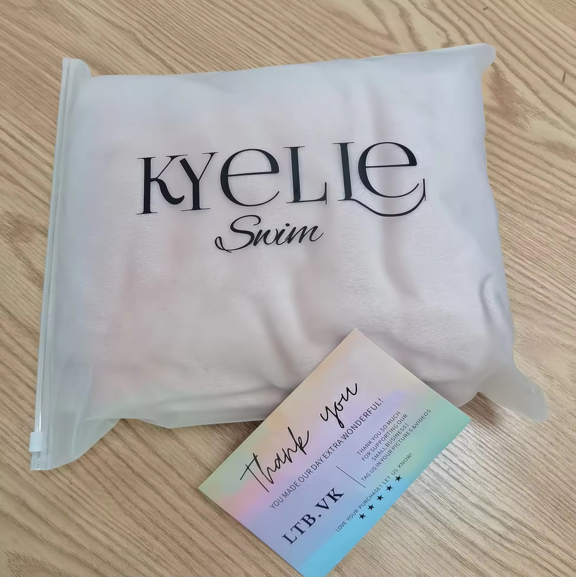 EVA frosted zipper lock bag with logo plastic packing zipper bags for clothing frosted zipper bags