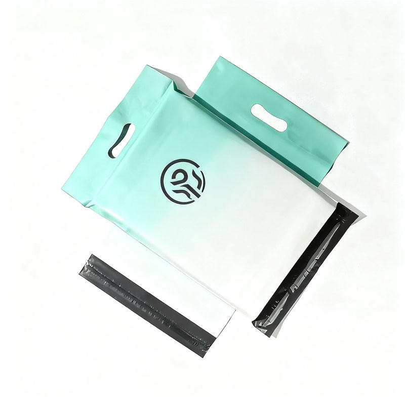 Custom Green Polymailer Courier Bag with logo Postage Envelopes Shipping Plastic Mailing Bag for Clothing Packing